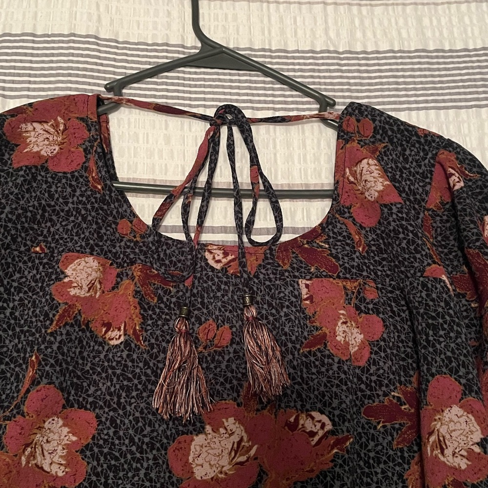 EUC Women’s Knox Rose Floral Blouse Size 2XL